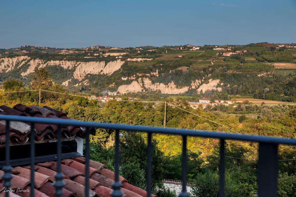 مبيت وإفطار Carrù La Rocca المظهر الخارجي الصورة